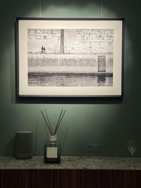 L’allestimento della mostra People Around allo Studio Bandera